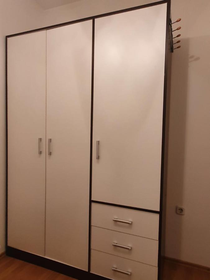 Apartamento Stan Na Dan Prnjavor, Gajba U Centru Exterior foto