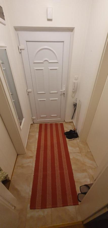 Apartamento Stan Na Dan Prnjavor, Gajba U Centru Exterior foto